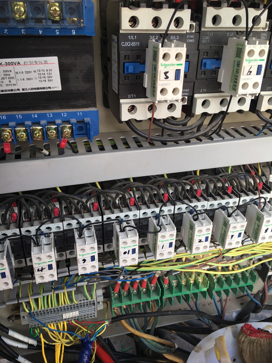 門座式起重機安全監(jiān)控系統(tǒng)案例